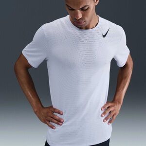 ✔️ NWT✔️ NIKE AeroSwift Dri-FIT ADV Short-Sleeve Running Top